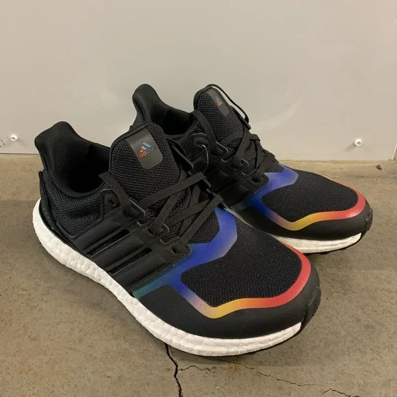 adidas UltraBOOST DNA Black Rainbow - Picture 8 of 10